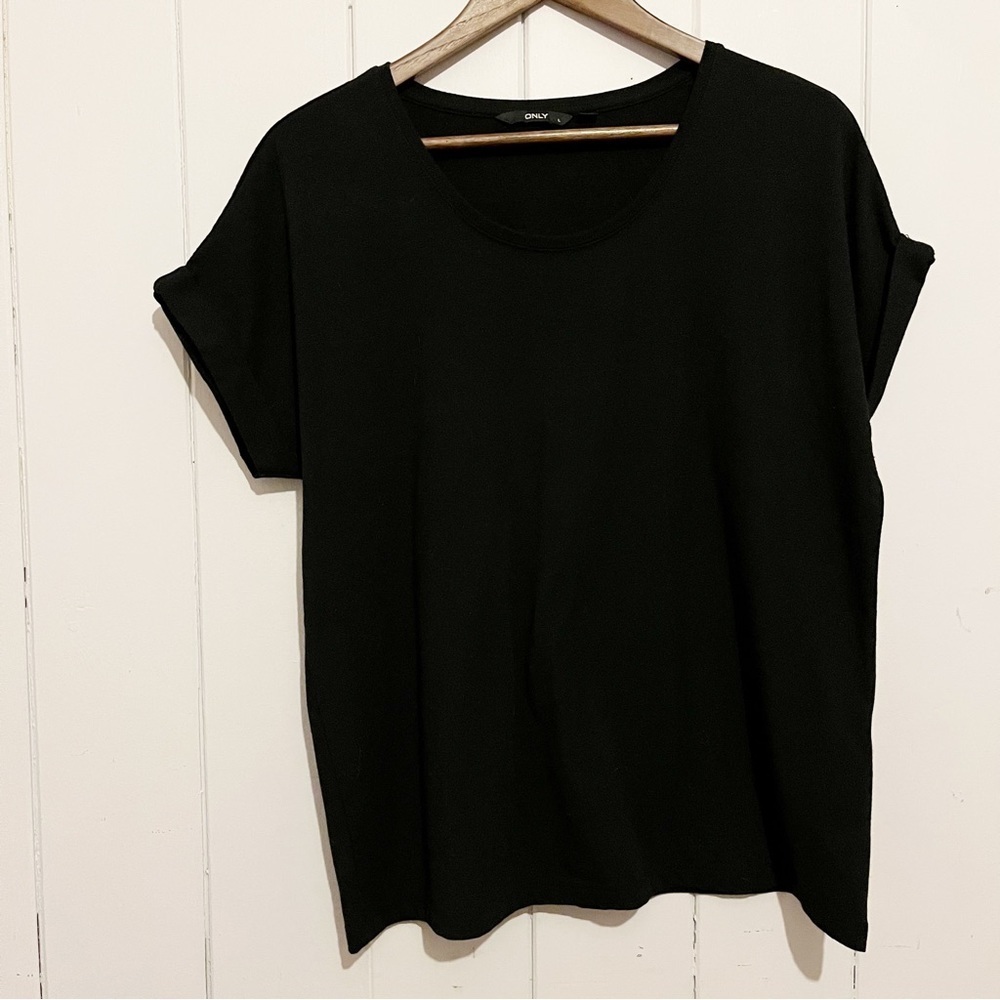 Only Black Cuffed Sleeve T-Shirt. Size Large.
